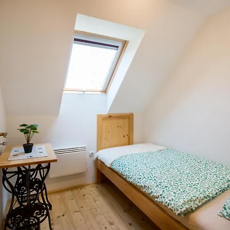 Bakony-cinca Vendeghaz Gæstehus