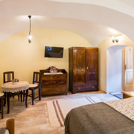 Bakony-cinca Vendeghaz 3*